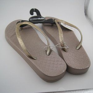 Womens Size 7 FLIP FLOPS ENVISION STUDIO Rose Gold Glitter Strap (RN: 56951)